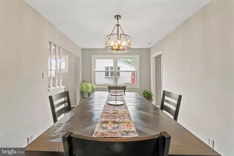 9214 Orbitan Rd, Parkville, MD 21234 photo 9