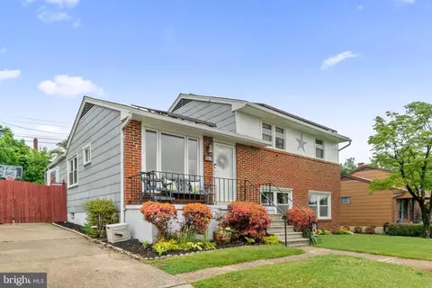9214 Orbitan Rd, Parkville, MD 21234 photo 2