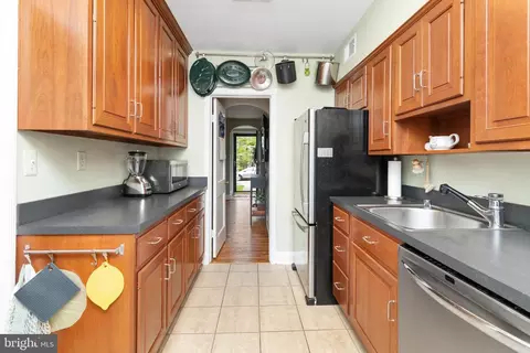 Entry Way - 316 Regester Ave, Baltimore, MD 21212 photo 4 of 4