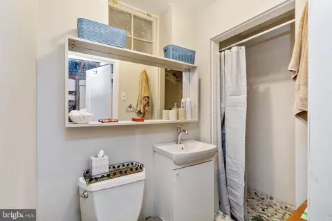 Bath - 316 Regester Ave, Baltimore, MD 21212 photo 2 of 2