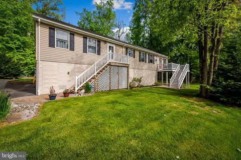 948 Frog Mortar Rd, Middle River, MD 21220 photo 4