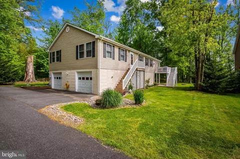 948 Frog Mortar Rd, Middle River, MD 21220 photo 2