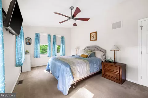948 Frog Mortar Rd, Middle River, MD 21220 photo 12