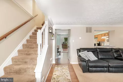 Entry Way - 65 Cavan Grn, Nottingham, MD 21236 photo 2 of 3