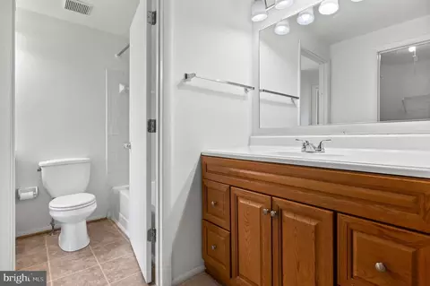Bath - 4 Menteith Ct, Nottingham, MD 21236 photo 1 of 3