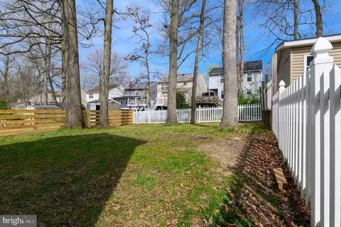 Exterior - 4 Menteith Ct, Nottingham, MD 21236 photo 10 of 16