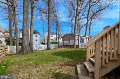 Exterior - 4 Menteith Ct, Nottingham, MD 21236 photo 5 of 16