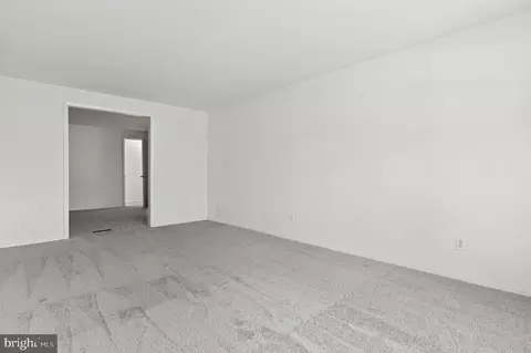 Living - 4 Menteith Ct, Nottingham, MD 21236 photo 13 of 13