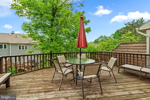 18 Stablemere Ct, Baltimore, MD 21209 photo 16
