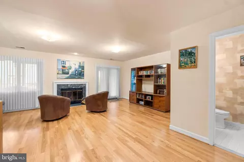 18 Stablemere Ct, Baltimore, MD 21209 photo 29