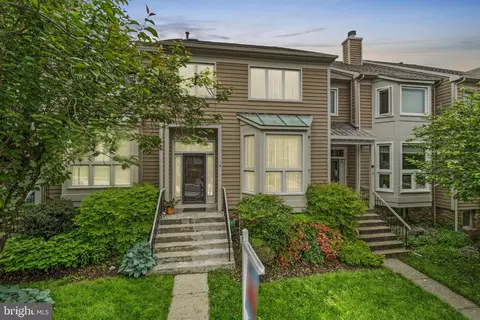 18 Stablemere Ct, Baltimore, MD 21209