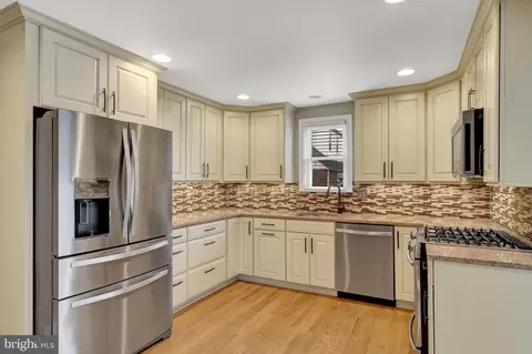 4304 E Joppa Rd E, Nottingham, MD 21236 photo 6