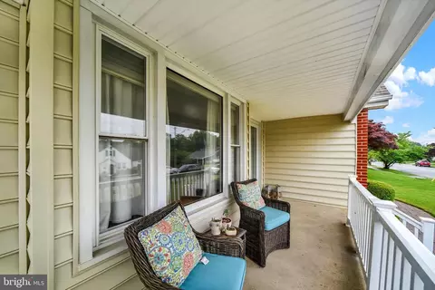 4304 E Joppa Rd E, Nottingham, MD 21236 photo 2