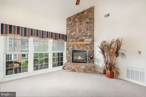 5493 Glenthorne Ct #5493, Rosedale, MD 21237
