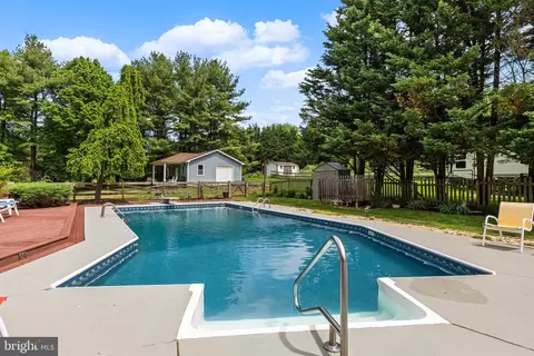 Exterior - 5428 Arcadia Ave, Upperco, MD 21155 photo 6 of 17