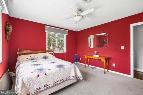 Bedroom - 5428 Arcadia Ave, Upperco, MD 21155 photo 4 of 7
