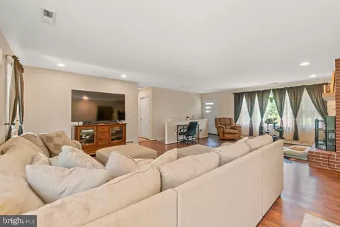 Other - 13905 Manor Rd, Baldwin, MD 21013 photo 3 of 9