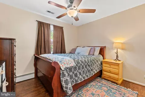 Bedroom - 13905 Manor Rd, Baldwin, MD 21013 photo 1 of 7
