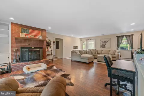 Other - 13905 Manor Rd, Baldwin, MD 21013 photo 2 of 9