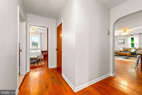 Entry Way - 14015 Glen High Rd, Baldwin, MD 21013 photo 2 of 3