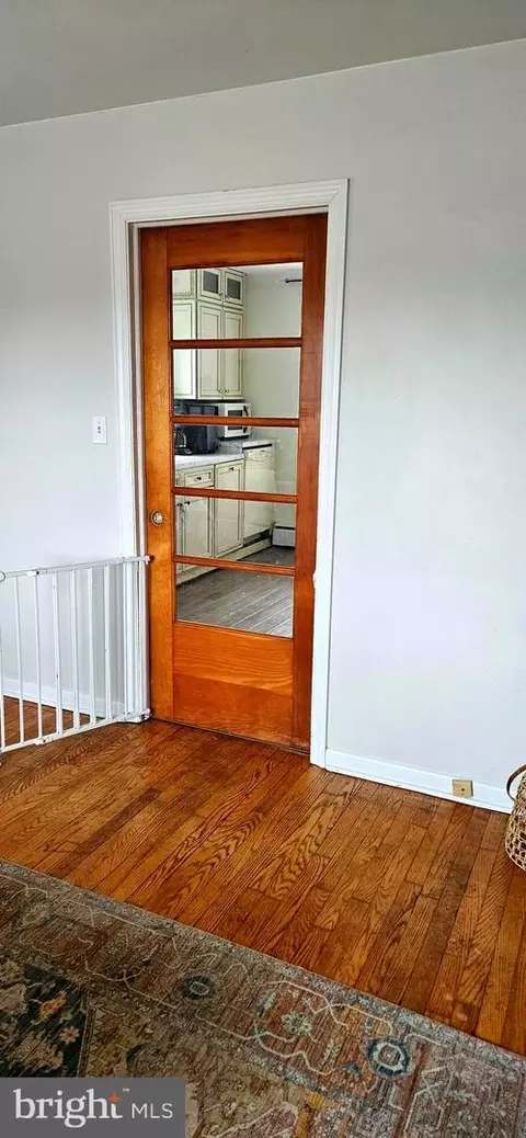 Entry Way - 14015 Glen High Rd, Baldwin, MD 21013 photo 1 of 3