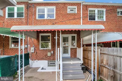 Exterior - 1081 Elm Rd, Halethorpe, MD 21227 photo 4 of 5