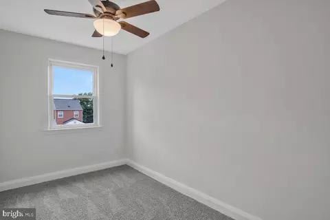 Bedroom - 1081 Elm Rd, Halethorpe, MD 21227 photo 2 of 5