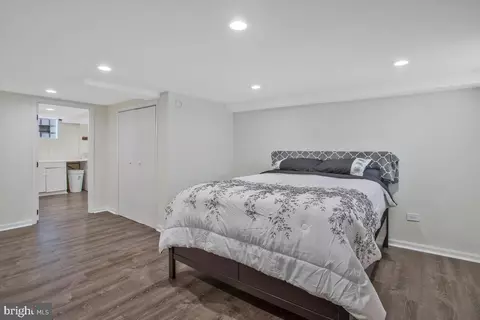 Bedroom - 1081 Elm Rd, Halethorpe, MD 21227 photo 4 of 5