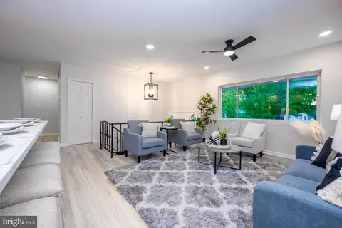 Living - 3711 Lambson Rd, Middle River, MD 21220 photo 5 of 5