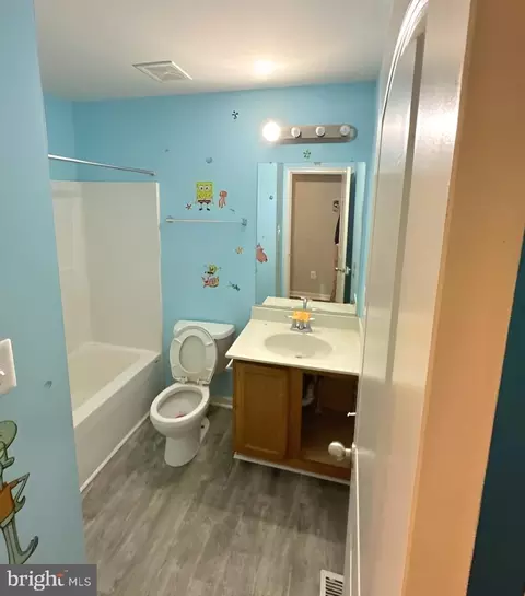 105 B Oak Ave, Sparrows Point, MD 21219 photo 6
