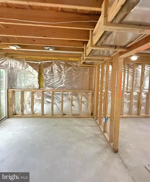 105 B Oak Ave, Sparrows Point, MD 21219 photo 12