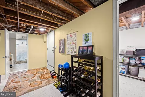 Entry Way - 1813 Park Ave, Halethorpe, MD 21227 photo 1 of 1