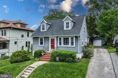 1813 Park Ave, Halethorpe, MD 21227