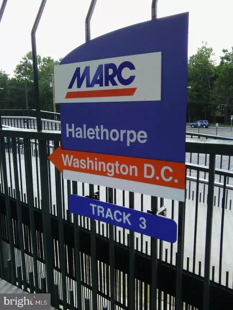 Exterior - 1813 Park Ave, Halethorpe, MD 21227 photo 8 of 8