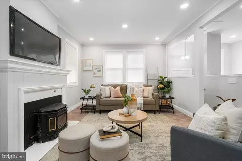 913 Saint Charles Ave, Baltimore, MD 21229