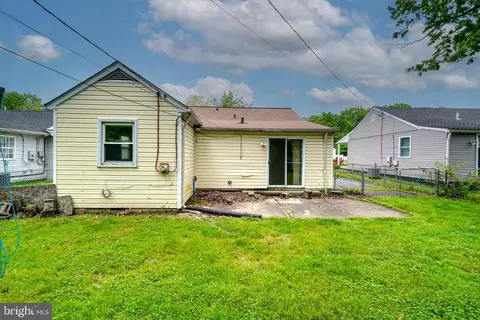 Exterior - 63 Transverse Ave, Middle River, MD 21220 photo 3 of 4