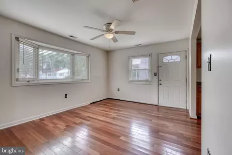 Living - 63 Transverse Ave, Middle River, MD 21220 photo 2 of 4