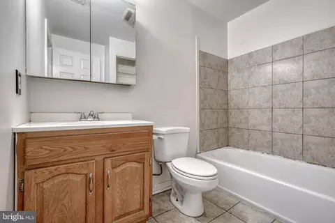 Bath - 63 Transverse Ave, Middle River, MD 21220 photo 2 of 3