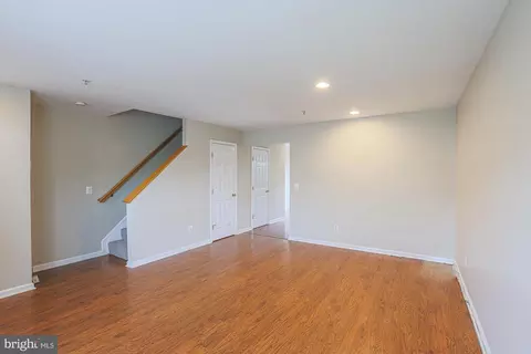 674 Hunting Fields Rd, Middle River, MD 21220 photo 11