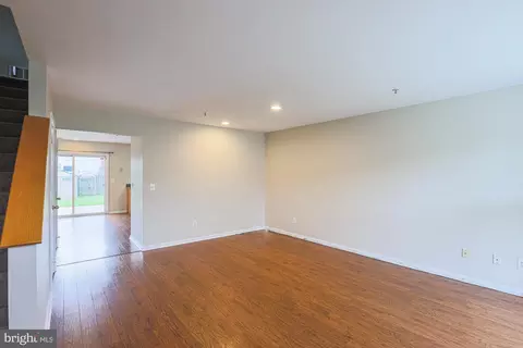 674 Hunting Fields Rd, Middle River, MD 21220 photo 10