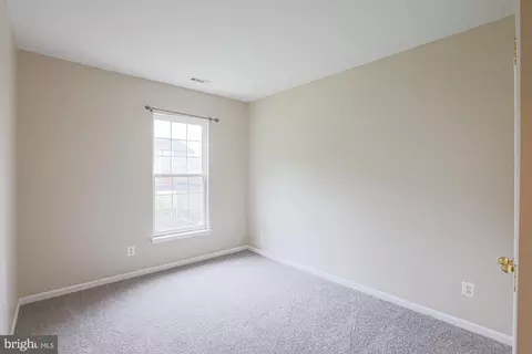 674 Hunting Fields Rd, Middle River, MD 21220 photo 14
