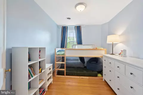 Bedroom - 23 Dunkirk Rd, Baltimore, MD 21212 photo 5 of 8