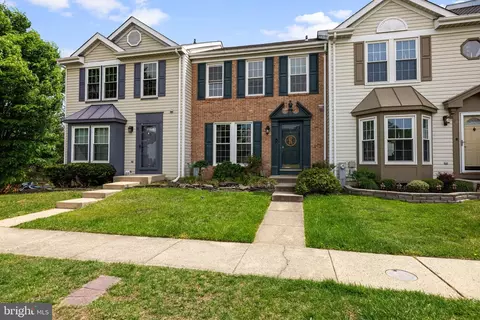 25 Ashmill Ct, Nottingham, MD 21236 photo 2
