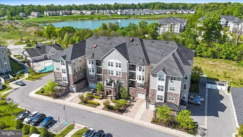 601 Quicksilver Ct #201, Reisterstown, MD 21136