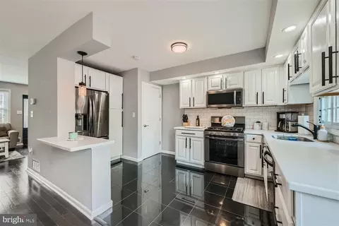 1675 Poles Rd, Essex, MD 21221 photo 9