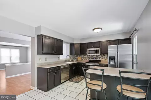 Kitchen - 1116 Ingate Rd #1116, Halethorpe, MD 21227 photo 3 of 5
