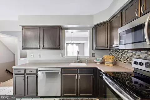 Kitchen - 1116 Ingate Rd #1116, Halethorpe, MD 21227 photo 1 of 5