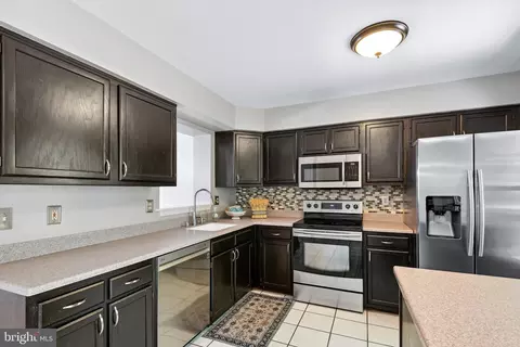 Kitchen - 1116 Ingate Rd #1116, Halethorpe, MD 21227 photo 2 of 5