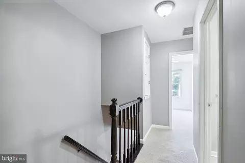 Entry Way - 1116 Ingate Rd #1116, Halethorpe, MD 21227 photo 8 of 9
