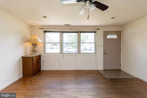 4416 Annapolis Rd, Halethorpe, MD 21227 photo 2